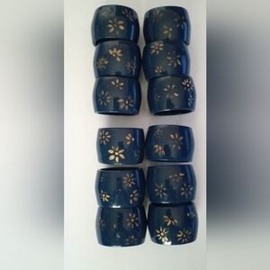 Set Of 12 Vintage Plastic Blue Napkin Rings